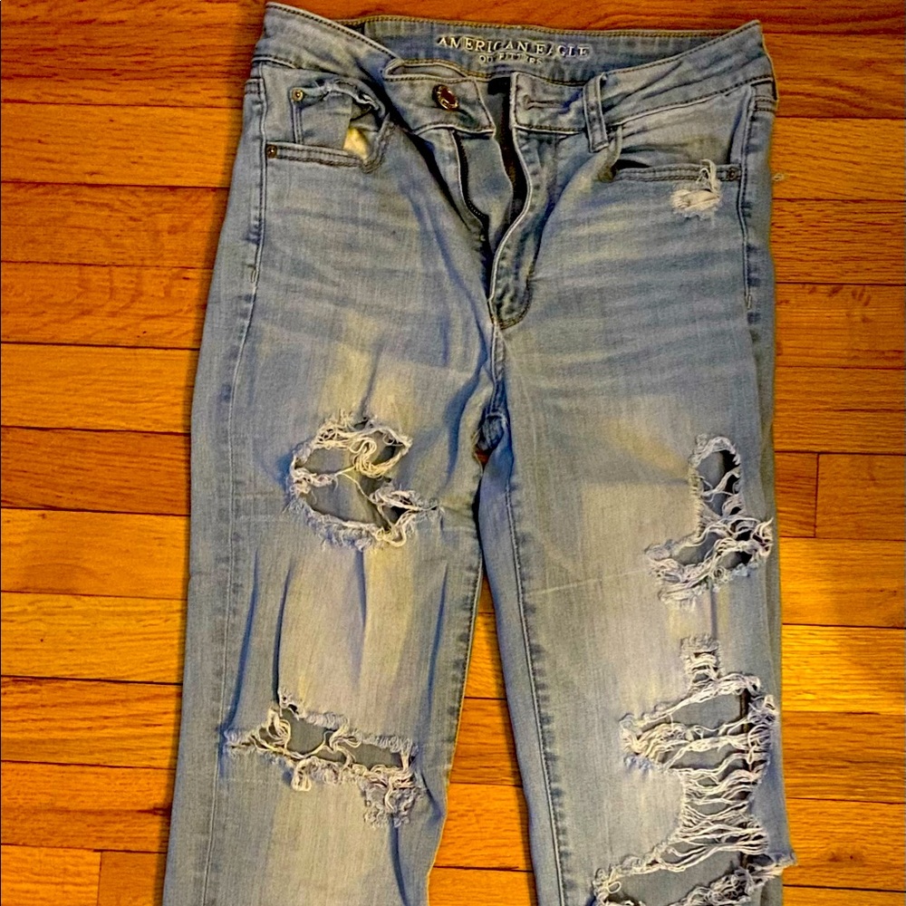 Women’s American Eagle Jeans Size 6 Long - Like New